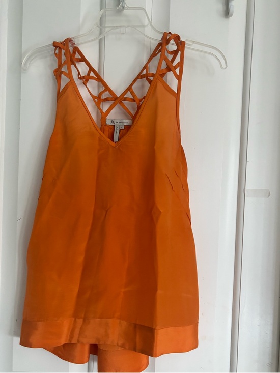 BCBGMaxAzria Tops - BCBG Orange Strappy V-Neck Women's Top NEW small
